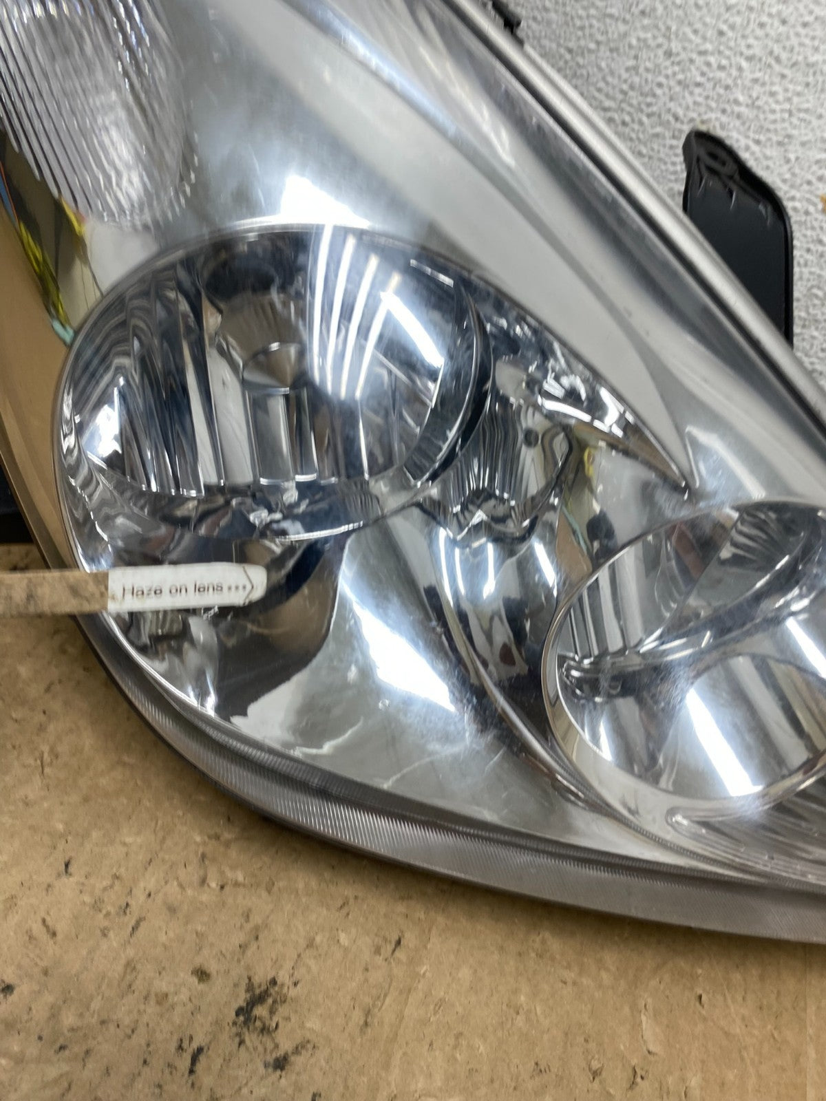 2002-2004 Lexus Es300 Es330 Right Passenger RH Headlight Halogen AG2297 DW4
