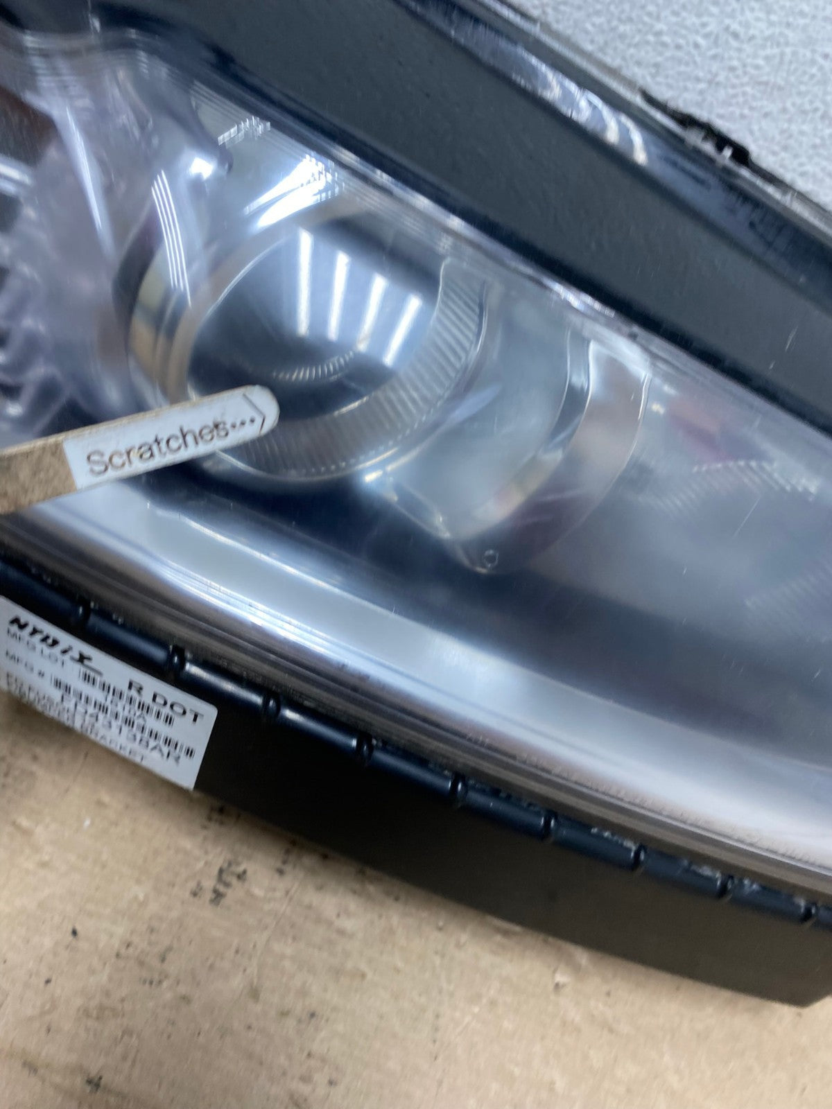 2013 to 2016 Ford Fusion Right Passenger Rh Side Headlight AF4510 LK3