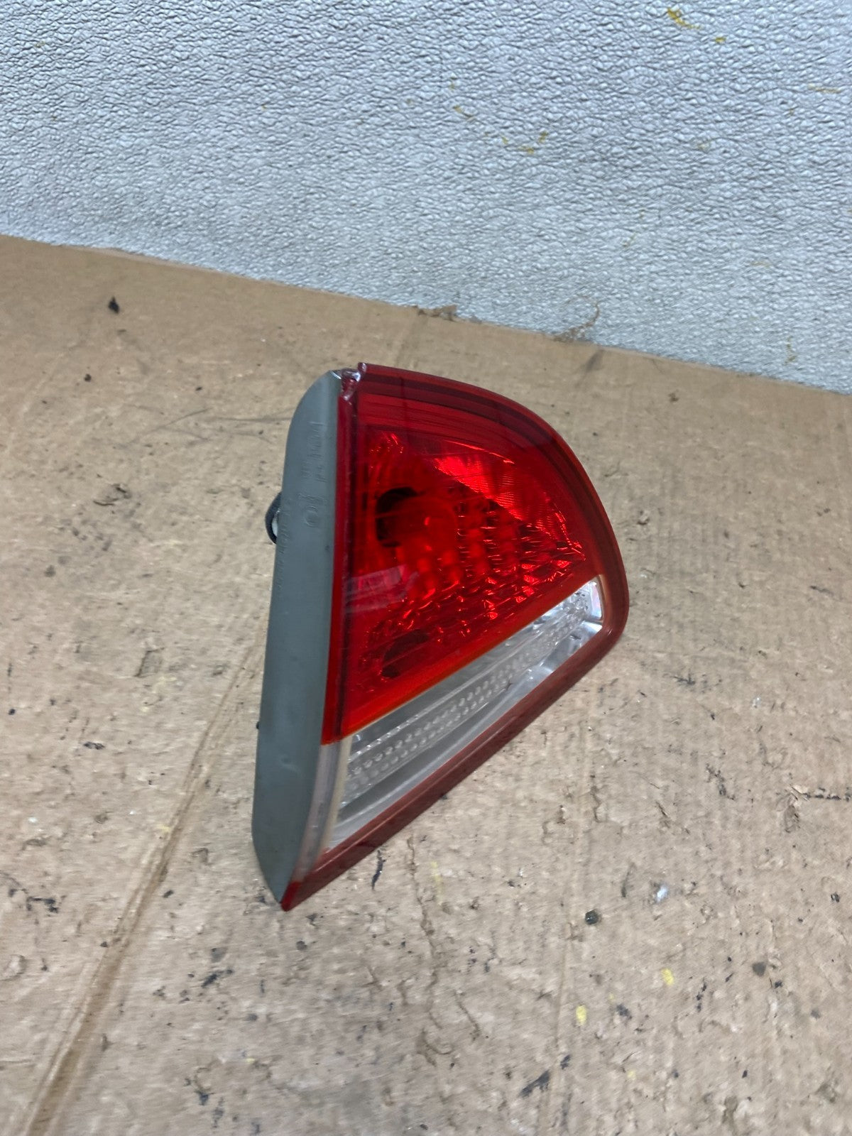 2007 to 2012 Hyundai Veracruz Right Passenger RH Inner Tail Light OEM AA3892 DW2