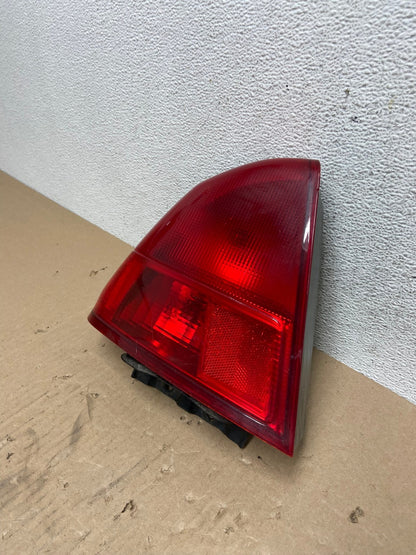 2001 2002 2003 Honda Civic Sedan Left Driver Lh Tail Light AE8747 LK1