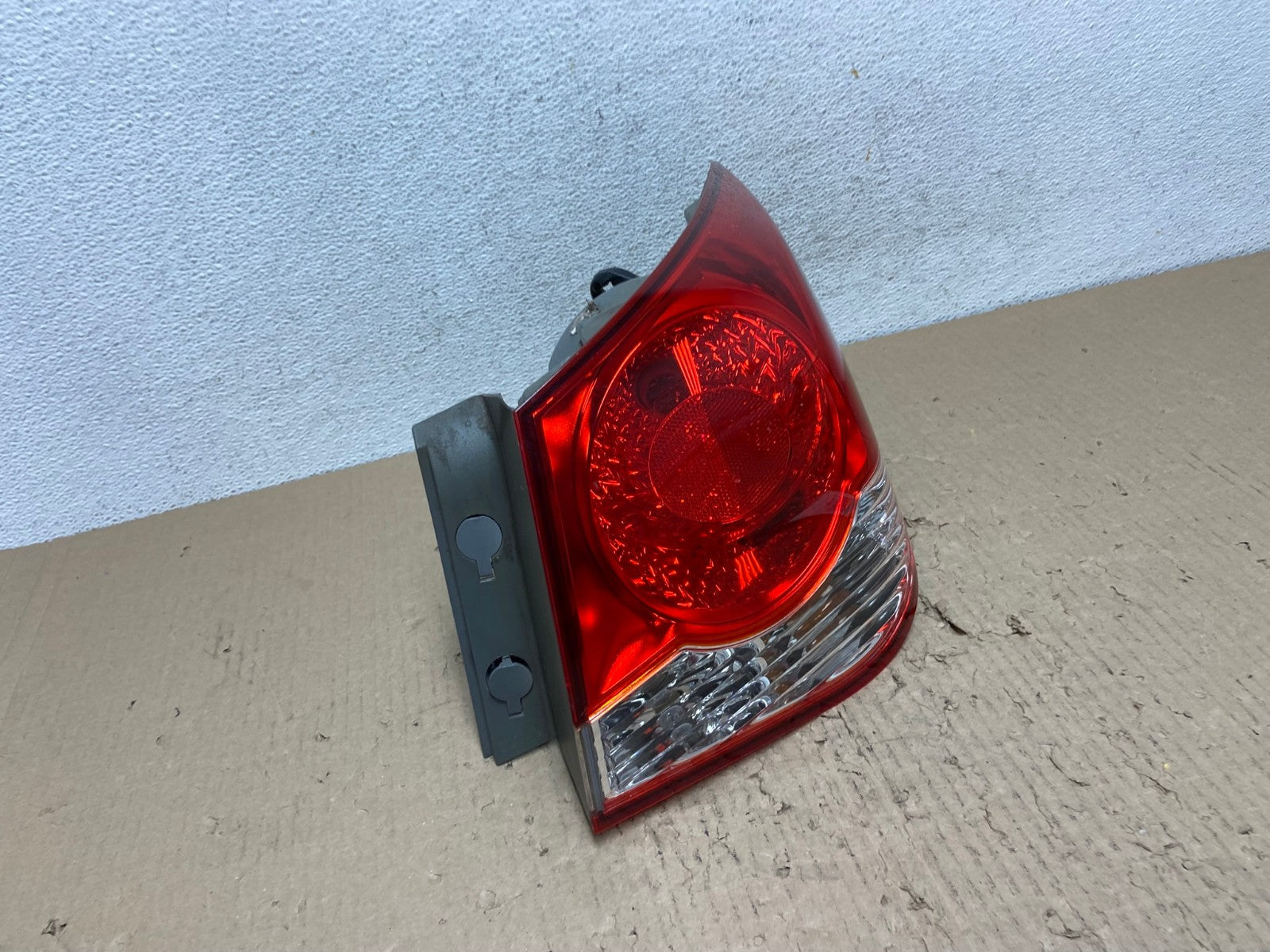 2011 2012 2013 2014 Chevrolet Cruze Right Passinger RH Side Tail Light AF2893 LK2