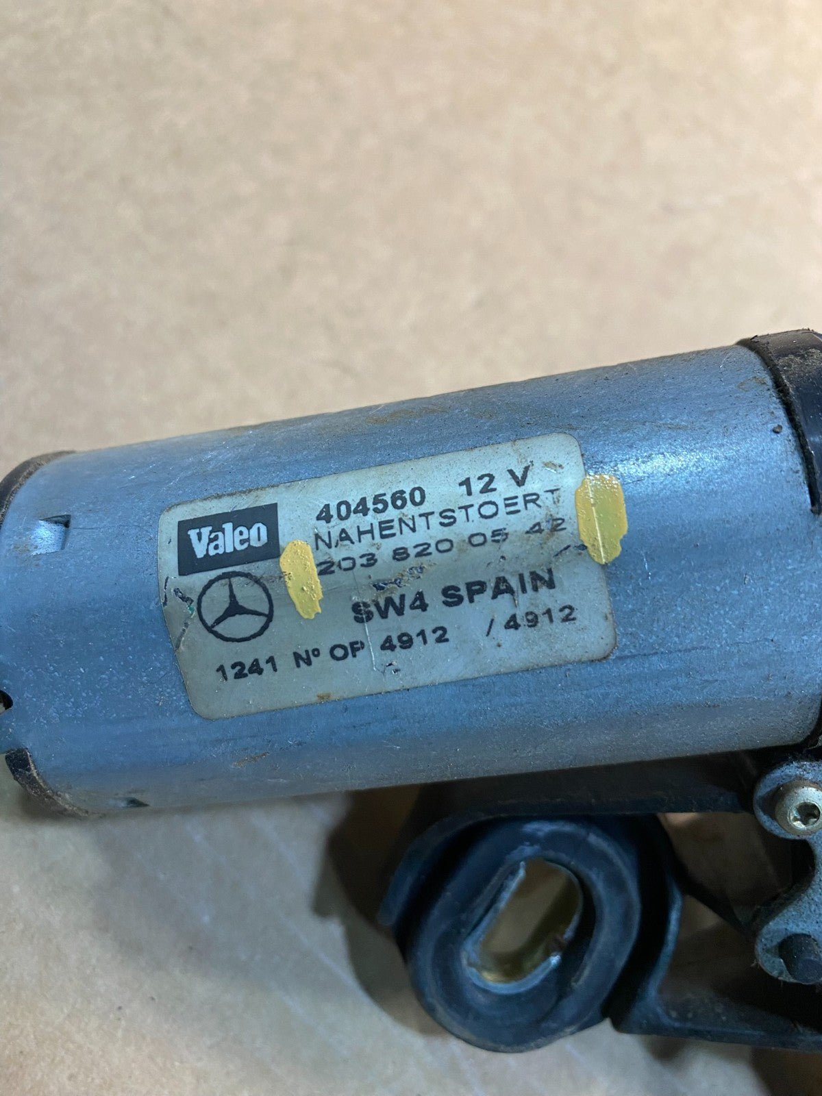 2002 - 2005 Mercedes W203 C320 C240Rear Glass Windshield Wiper Motor Z9033 DG6