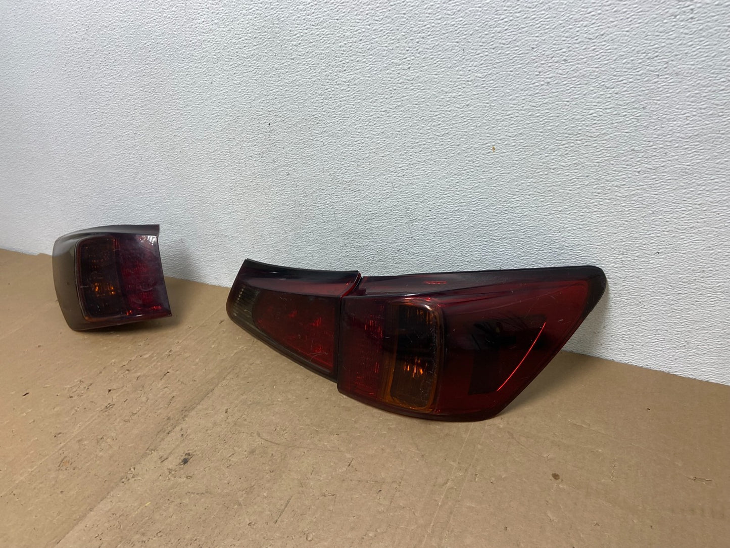 2009 - 2010 Lexus Is250 Is350 Left+Right Side Tail Lights AC6032 DW1