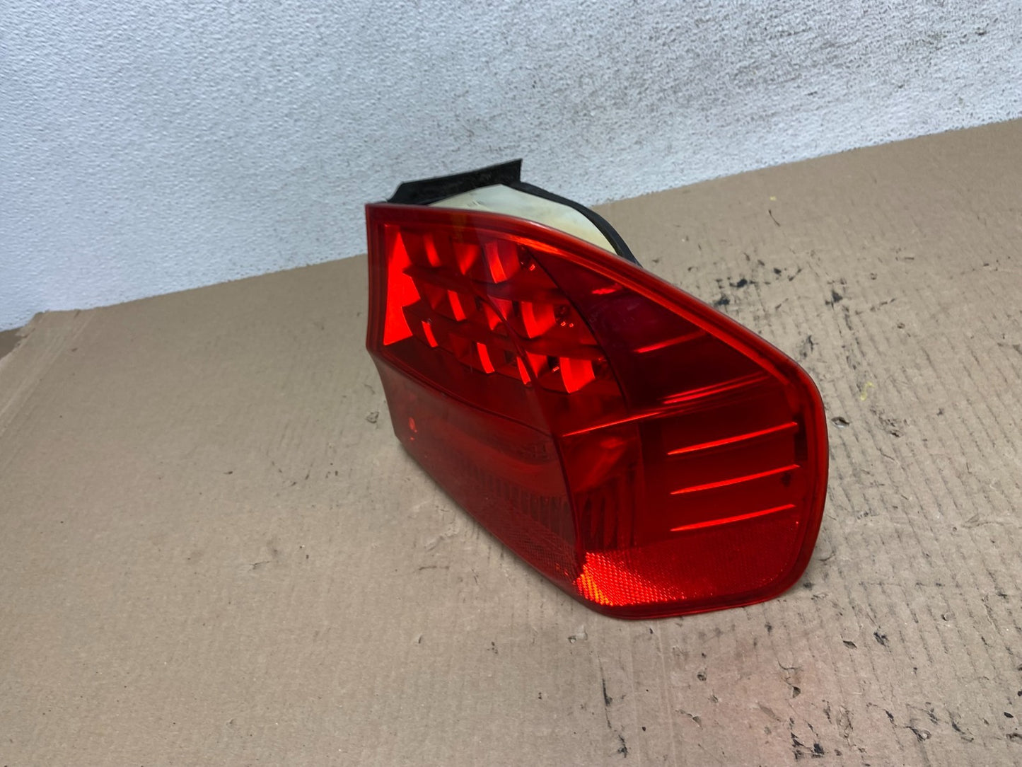 2009 2010 BMW 328i 3 Series Right Passenger RH Side Tail Light AF5934 LK1