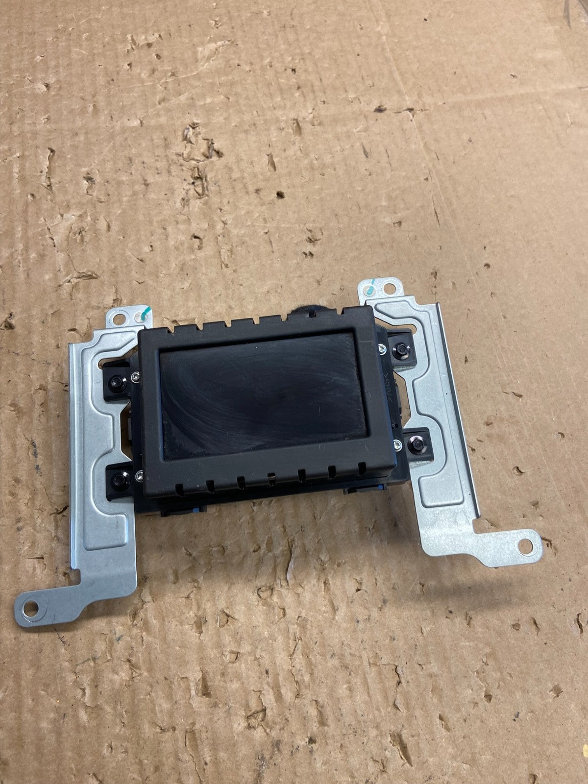 2015 to 2019 Ford Taurus 4.2" Radio Navigation Screen Module AD6834 DG0