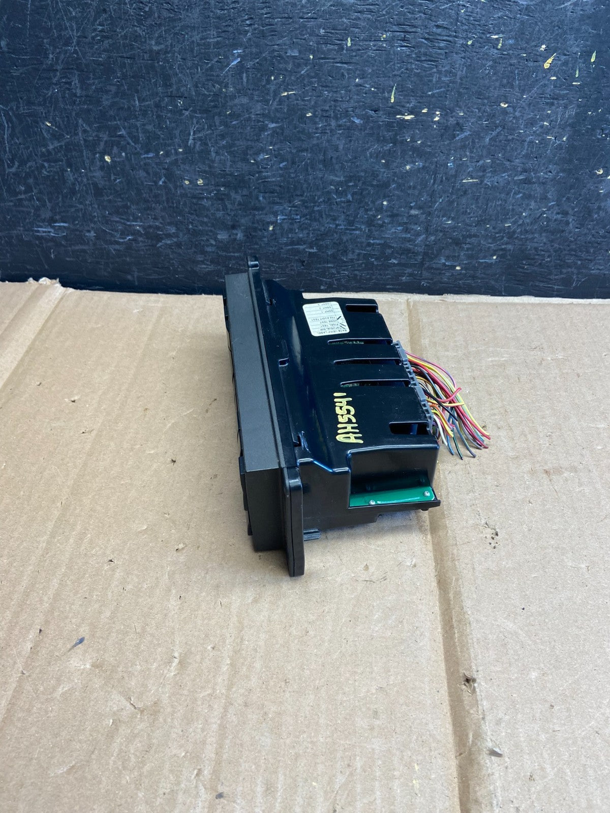 2003 to 2006 Lincoln Town Car Climate Control Panel AH5541 DW2