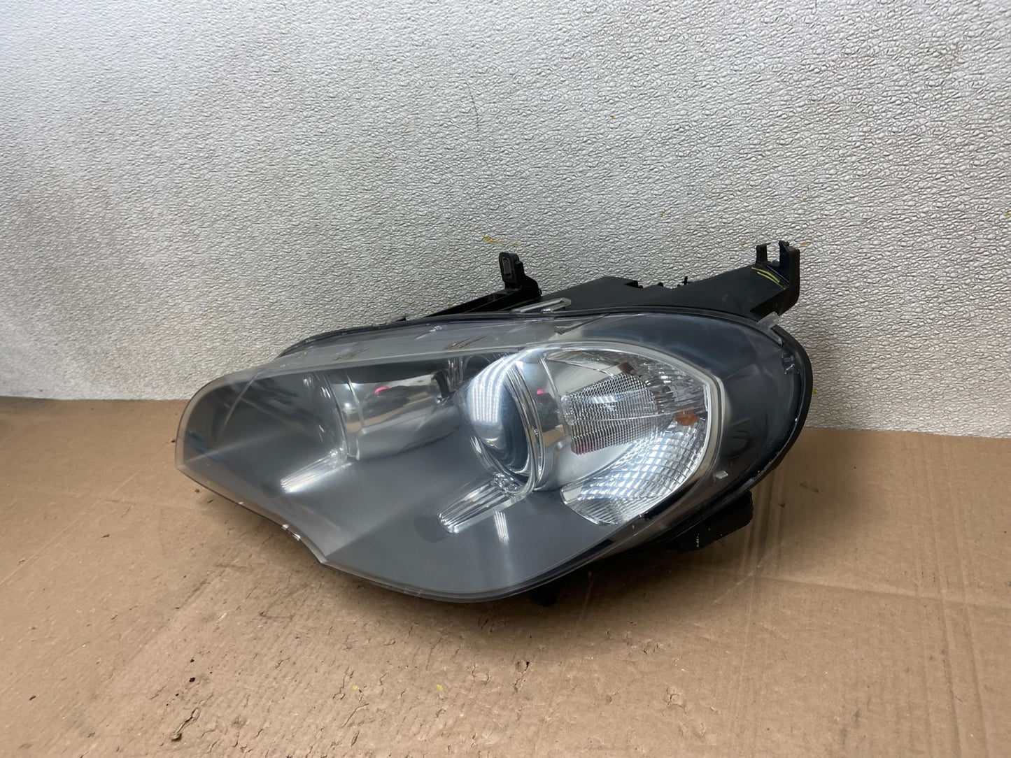 2011 to 2013 BMW X5 Left Driver LH Side Headlight Xenon HID OEM Y2923 DW1