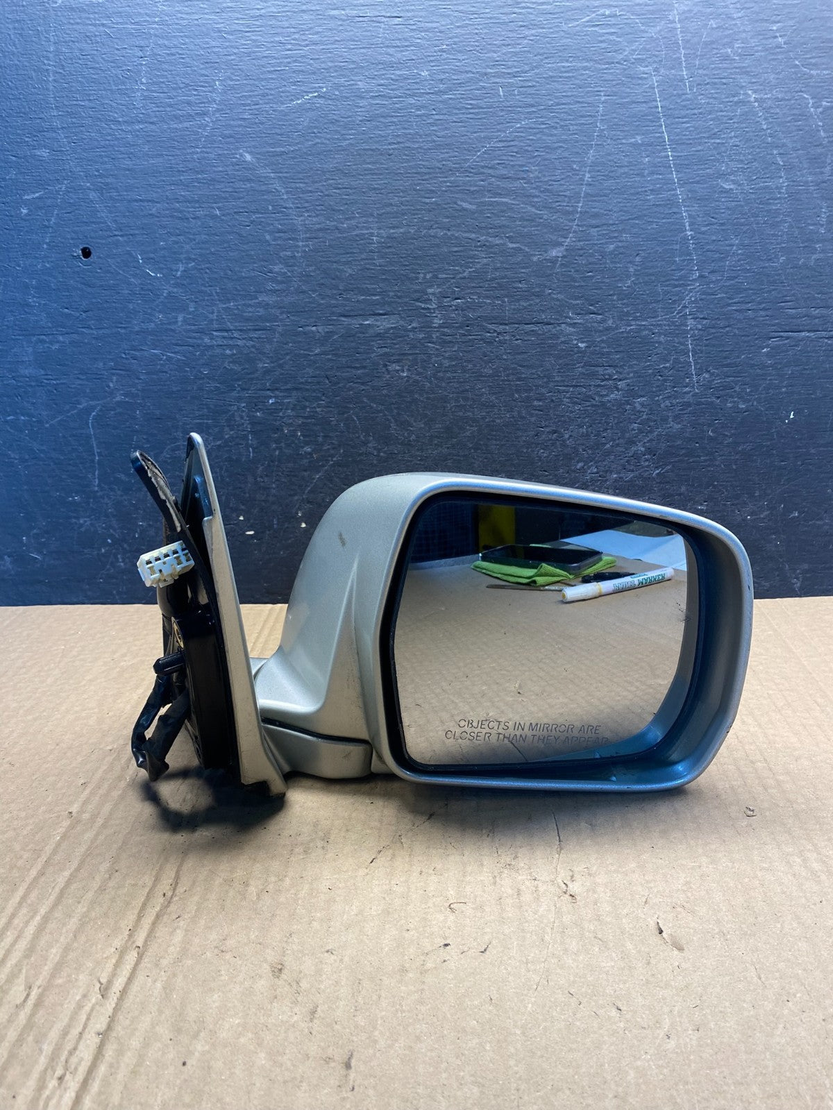 2001-2007 Toyota Highlander Right Passenger RH View Door Mirror af7472 DG9