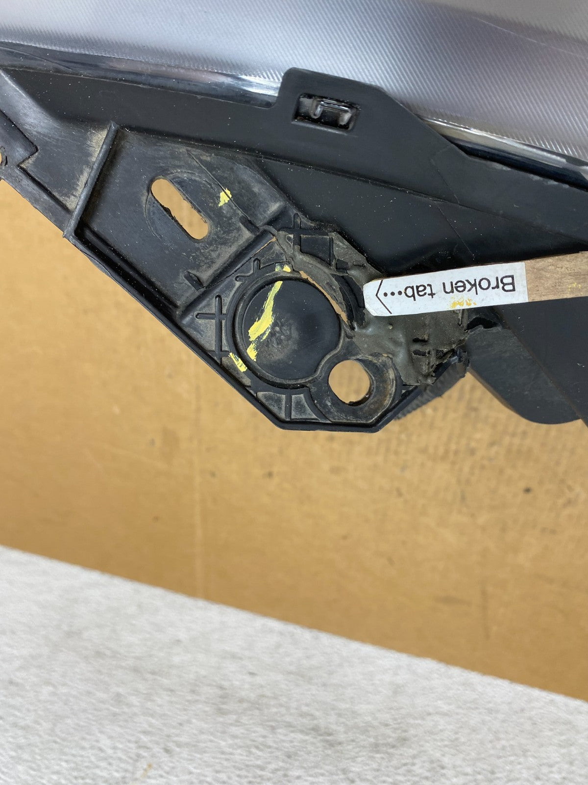 2011 2012 2013 Ford Fiesta Right Passenger RH Halogen Headlight AD9330 DW5