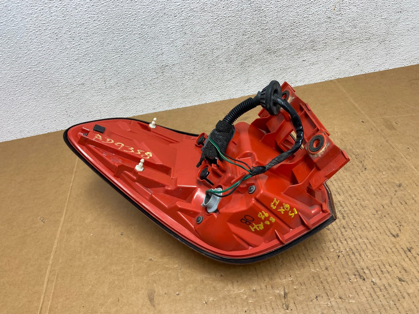 2011 to 2013 Infiniti Qx56 Right Passenger RH Side Tail Light ad9358 DG5