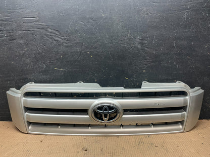 2001 to 2003 Toyota Highlander Front Upper Grille Grill With Emblem OEM Y6638 DG0