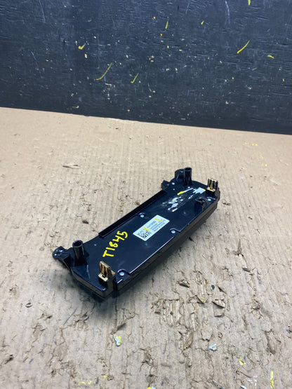 2014 2015 Chevrolet Malibu AM FM Radio Control Panel T1845 DG3