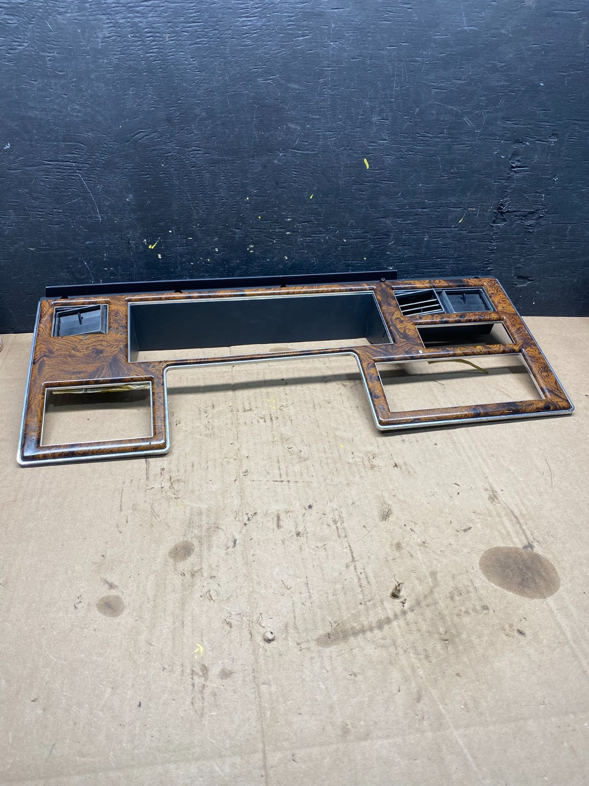 1988-1991 OEM Chrysler New Yorker Speedometer Instrument Cluster Bezel P5583 DG1