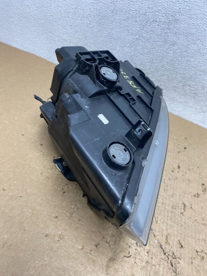 2009-2011 BMW 3 Series 328i 4/D Sedan Headlight Halogen Right Passenger AF83267