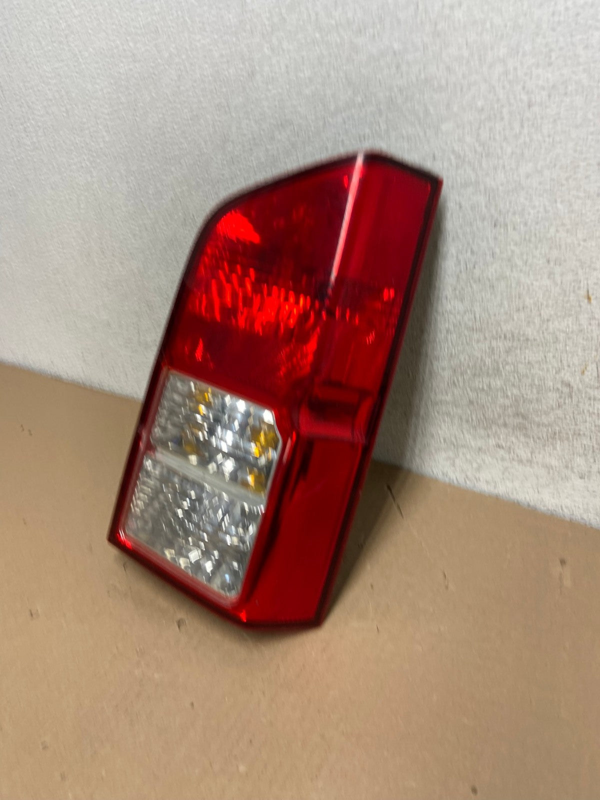 2005 to 2012 Nissan Pathfinder Right Passenger RH Side Tail Light AF3028 LK1