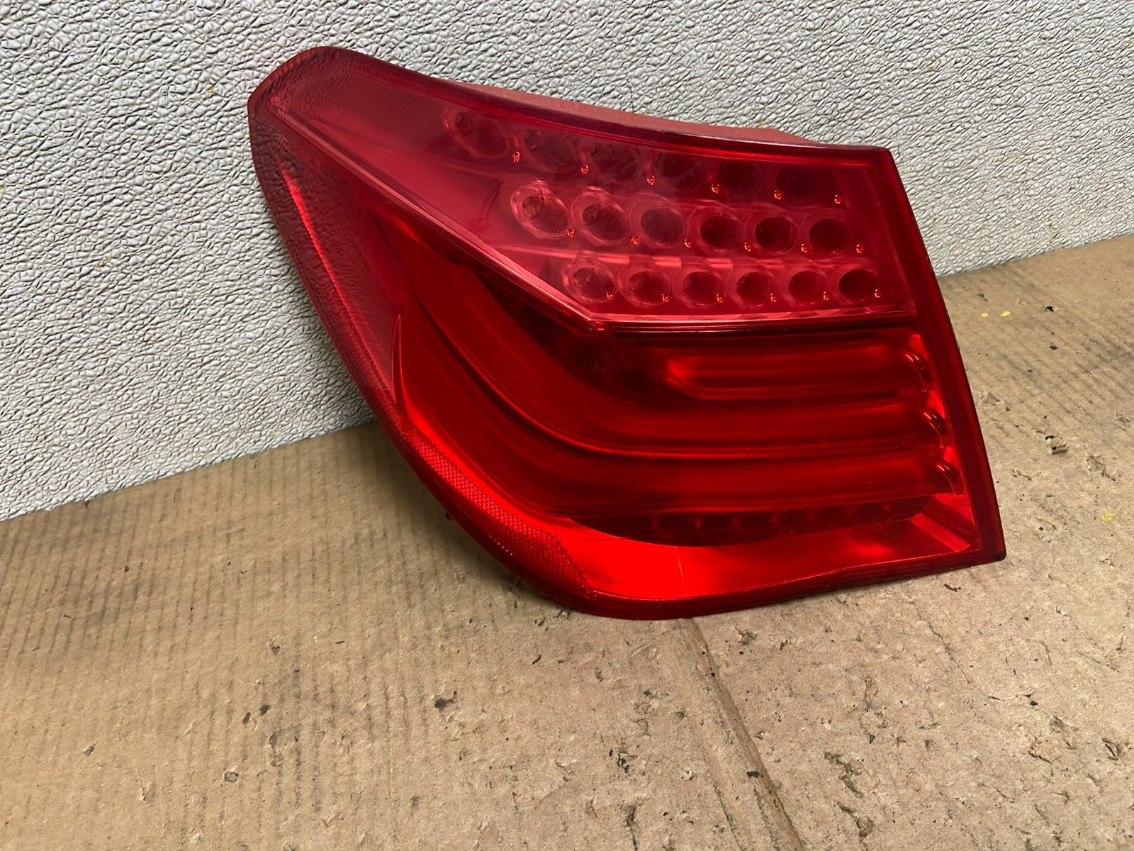 2009 to 2012 Bmw 7-Series F01 F02 750i Left Driver LH Tail Light OEM AA6779 LK0