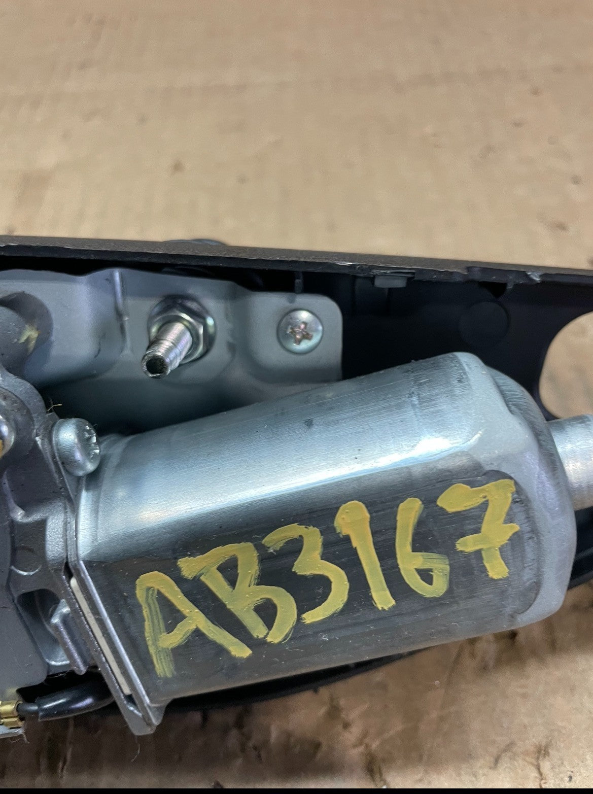 2003 to 2009 Toyota Corolla Matrix Rear Wiper Windshield Motor OEM ab3167 DG8