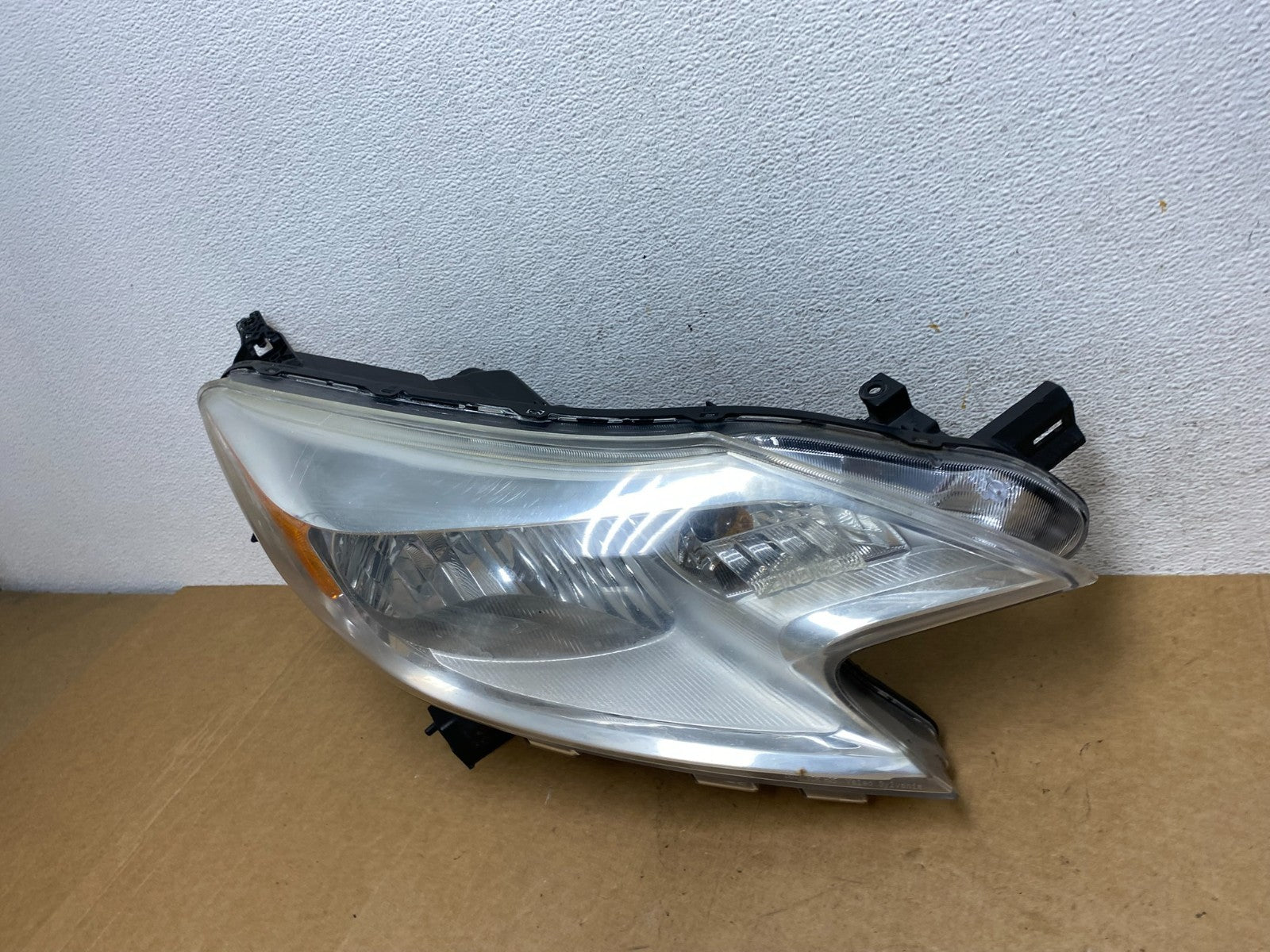 2014 2015 2016 Nissan Versa Note Right Passenger RH Side Headlight AE3043 DW1