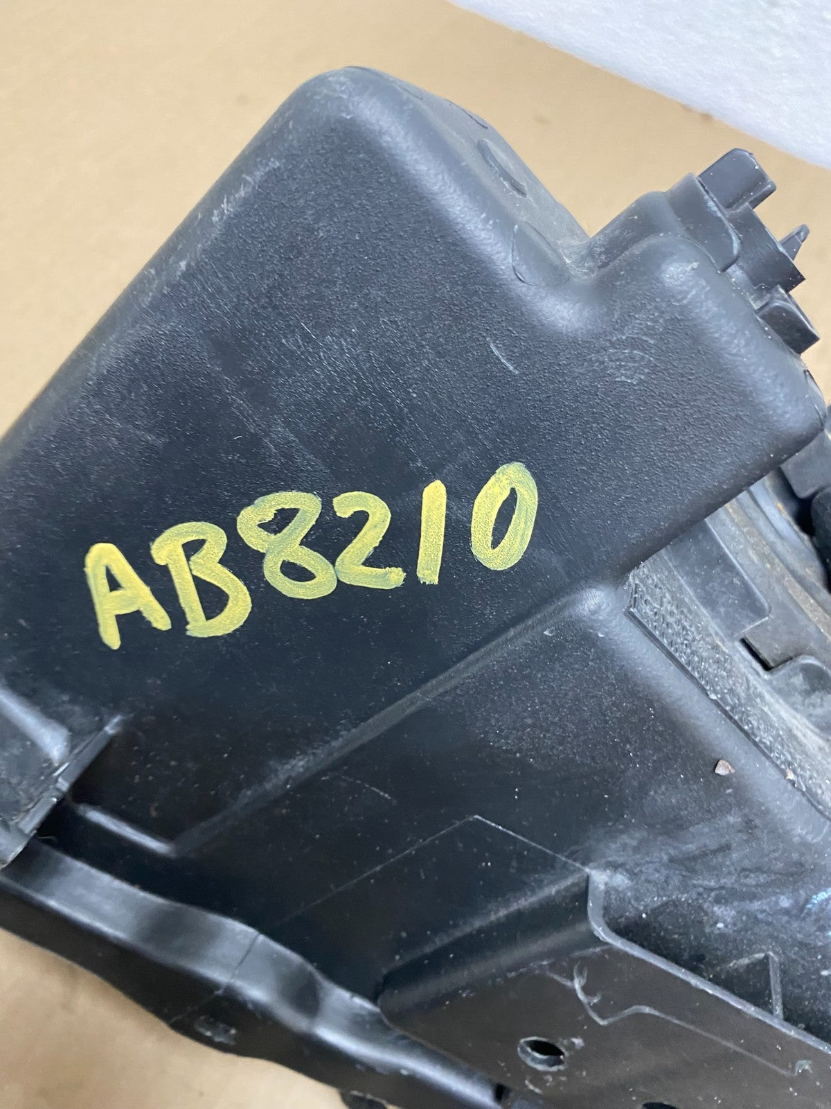 2004 - 2009 Lexus RX330 RX350 Xenon Right Passenger Side Headlight OEM AB8210 DW10