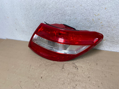2008 2009 2010 2011 Mercedes C-Class Right Passenger Tail Light AI2453 LK1