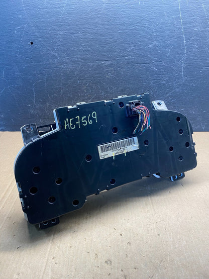 2007 to 2013 Chevrolet Silverado Suburban Cluster Gauge Speedometer AE7569 DG3