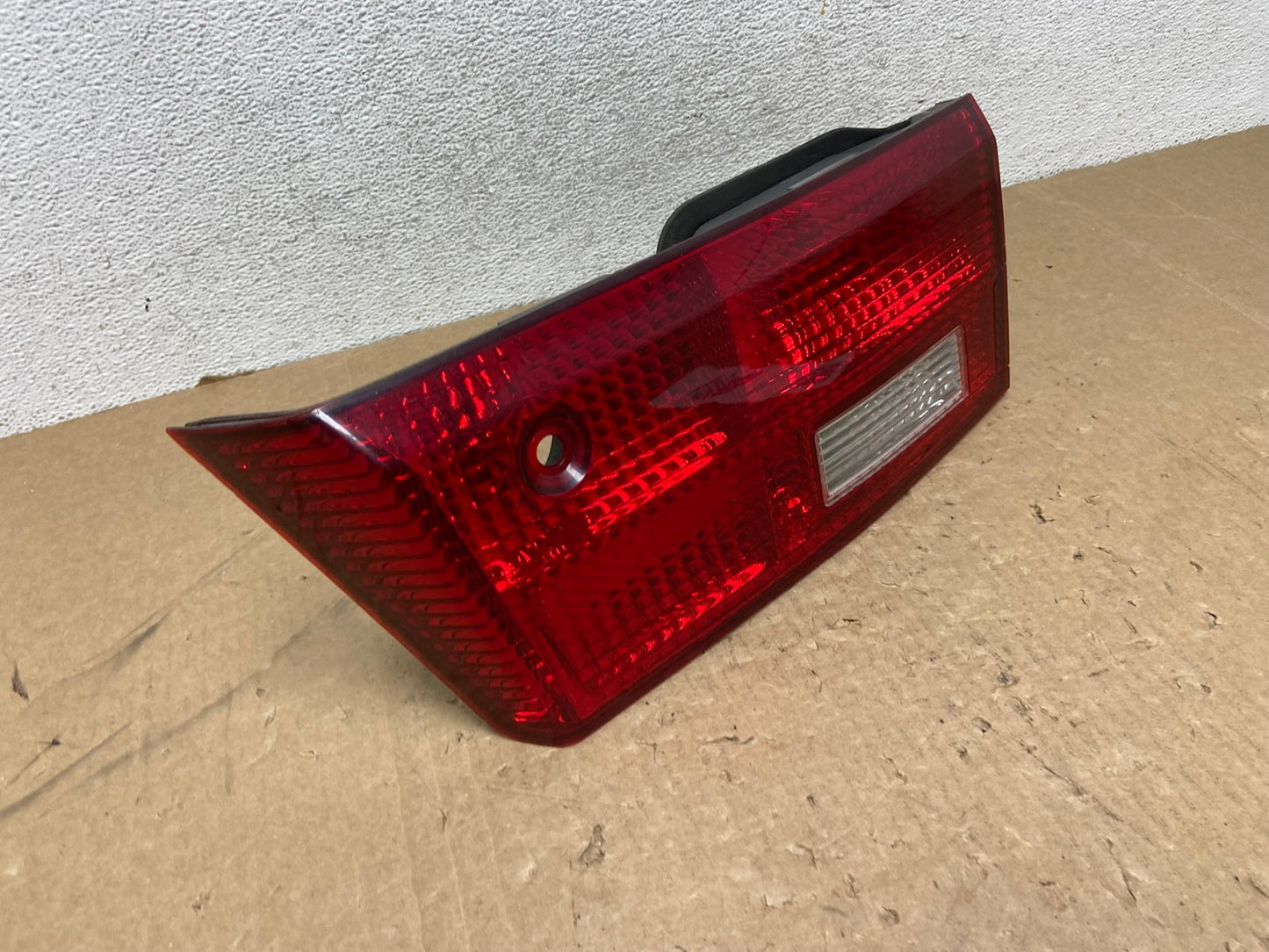 2005 Honda Accord Sedan Right Passenger Inner Tail Light AG1086 LK2