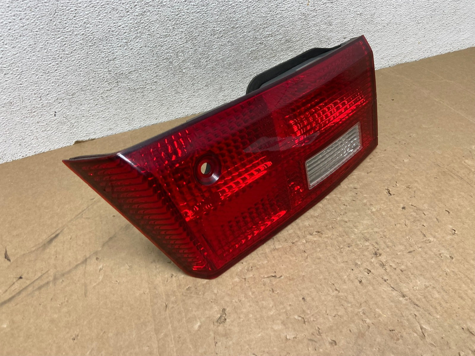 2005 Honda Accord Sedan Right Passenger Inner Tail Light AG1086 LK2