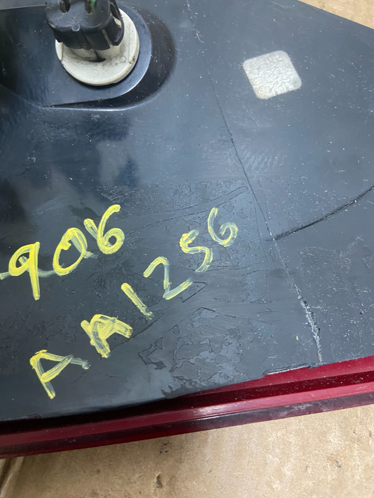 2002-2003 Buick Rendezvous Right Passenger RH Side Tail Light Oem AA1256 DW9