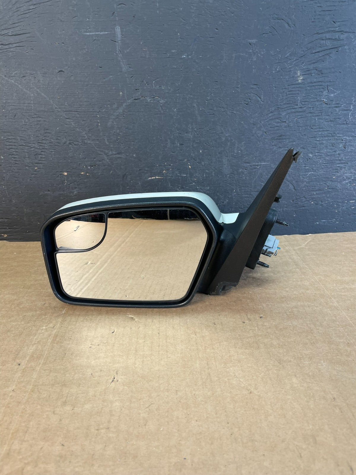 2011-2012 Ford Fusion Left Driver LH Side View Door Mirror AE8307 DW8
