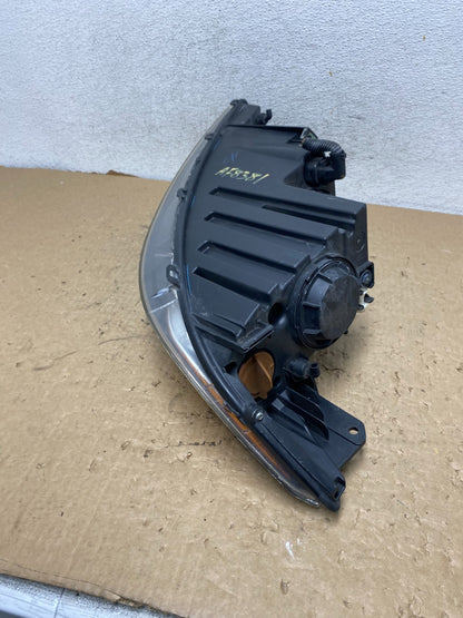 2011 to 2013 Kia Sorento Right Passenger RH Side Headlight Halogen AF8381 DW6