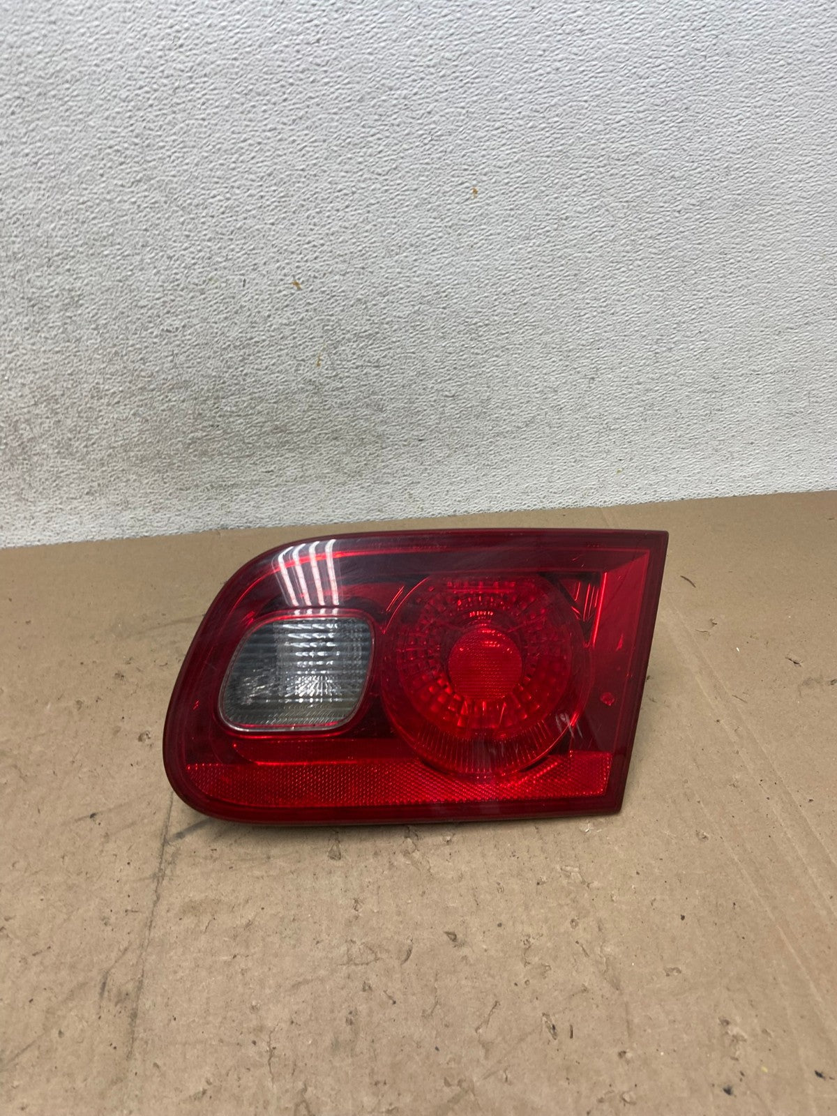 2006 to 2011 Buick Lucerne Right Passenger Side Inner Tail Light AG4931 LK0