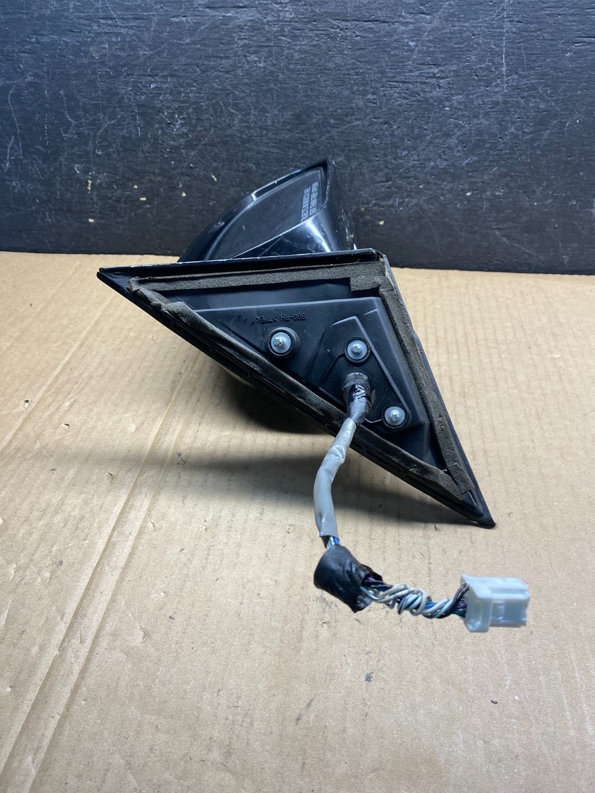 2006 to 2008 Infiniti M35 M45 Right Passenger Side View Mirror AG3717 DW4