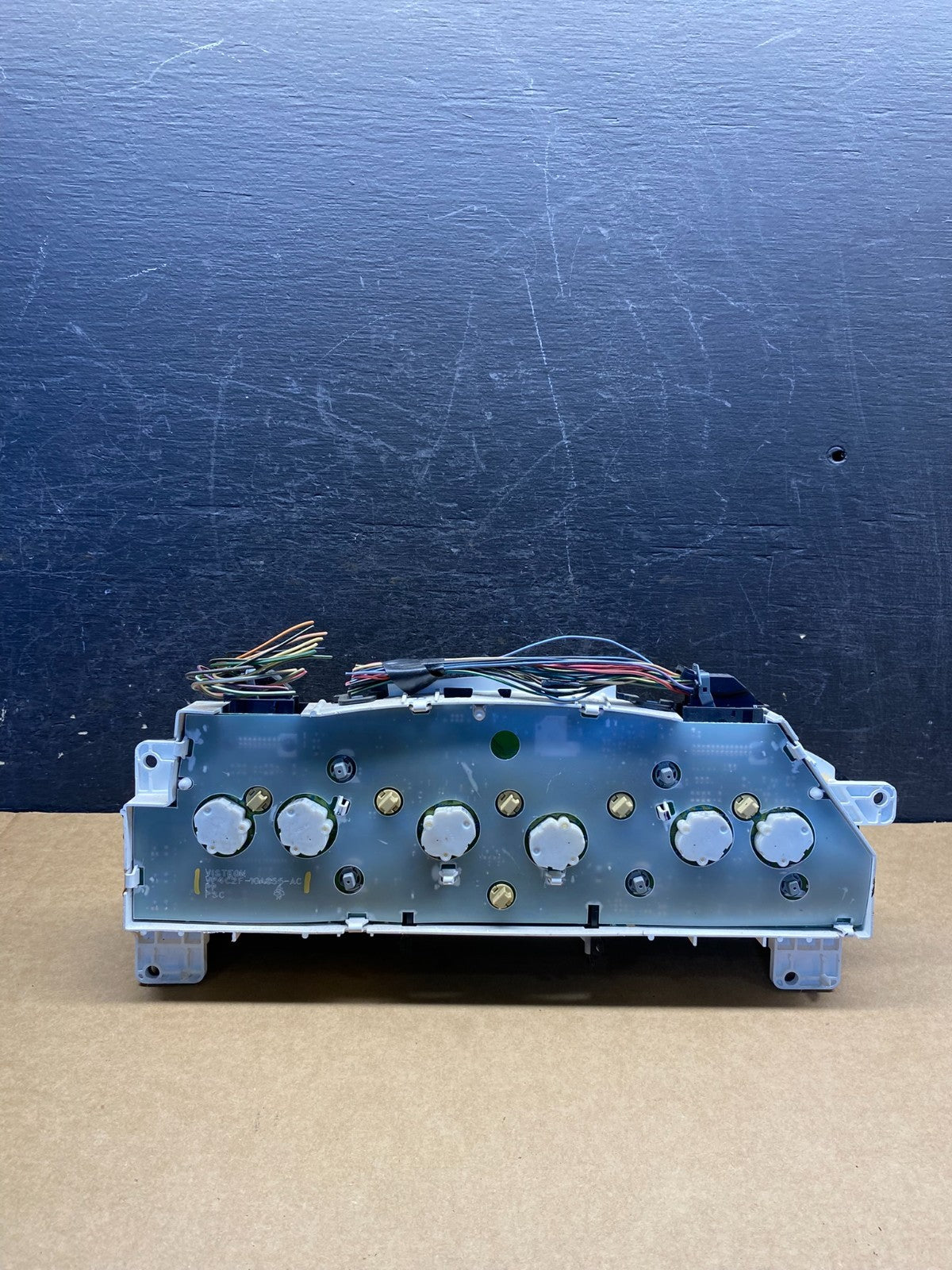 2004 to 2008 Ford E150 E250 Gauge Speedometer Cluster AH7086 DG3