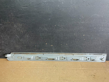 2005 to 2010 Honda Odyssey Right Side Rail Cover Quarter Trim Molding J3914 DG6