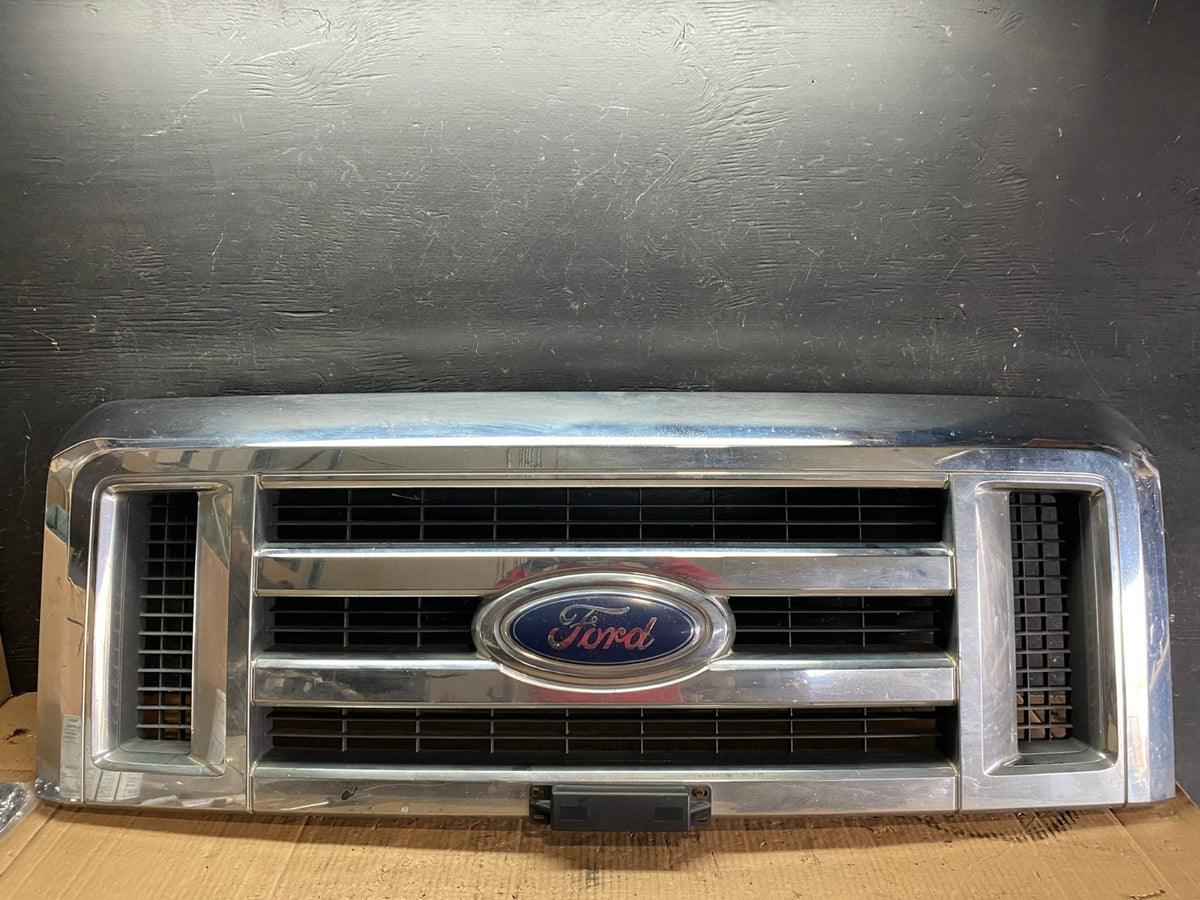 2008 to 2014 Ford Econoline E150 E250 Front Upper Chrome Grill Grille u6357 DG0