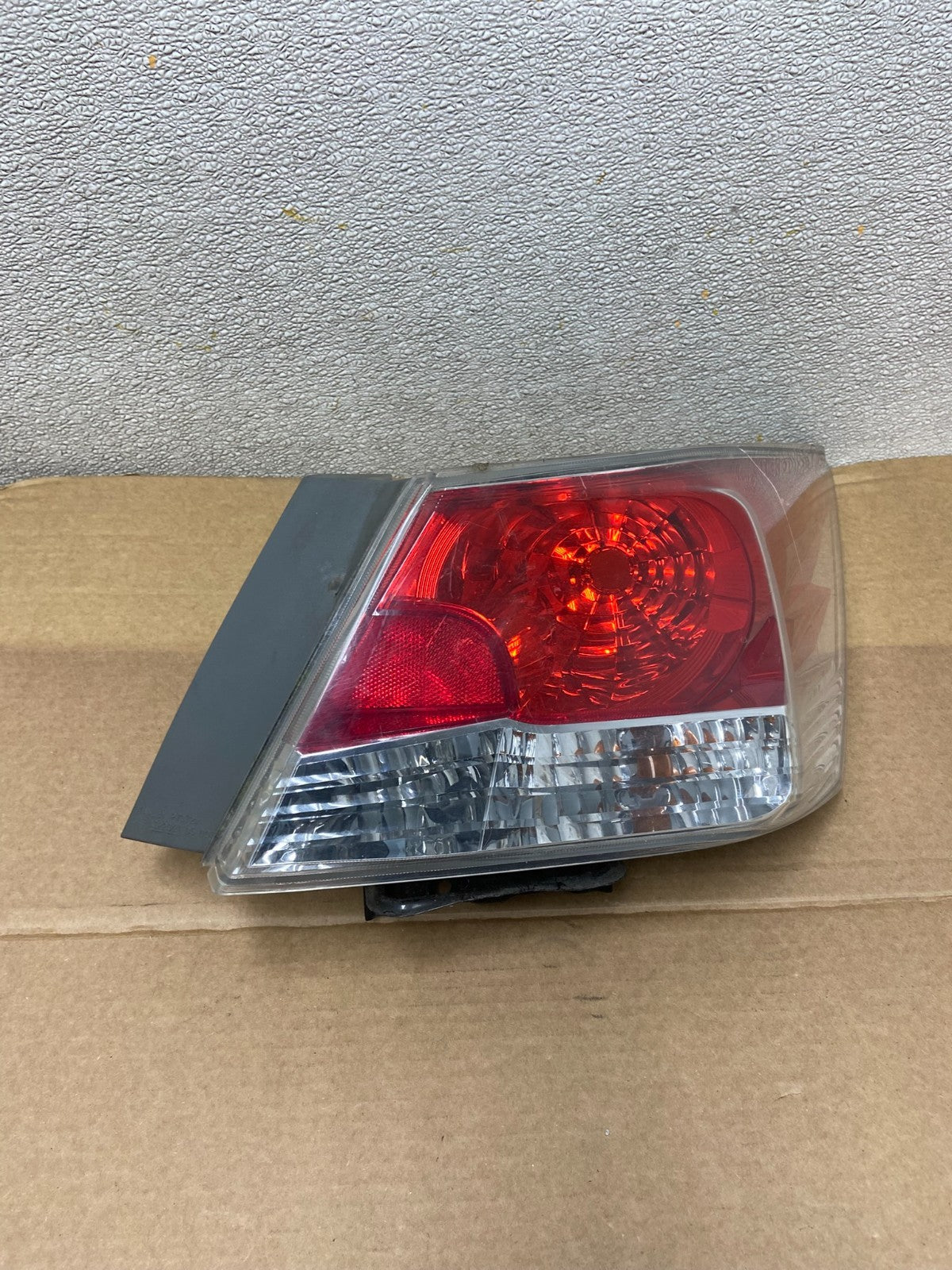 2008 to 2012 Honda Accord Sedan Tail light Right Passenger RH Side AB2582 DW0