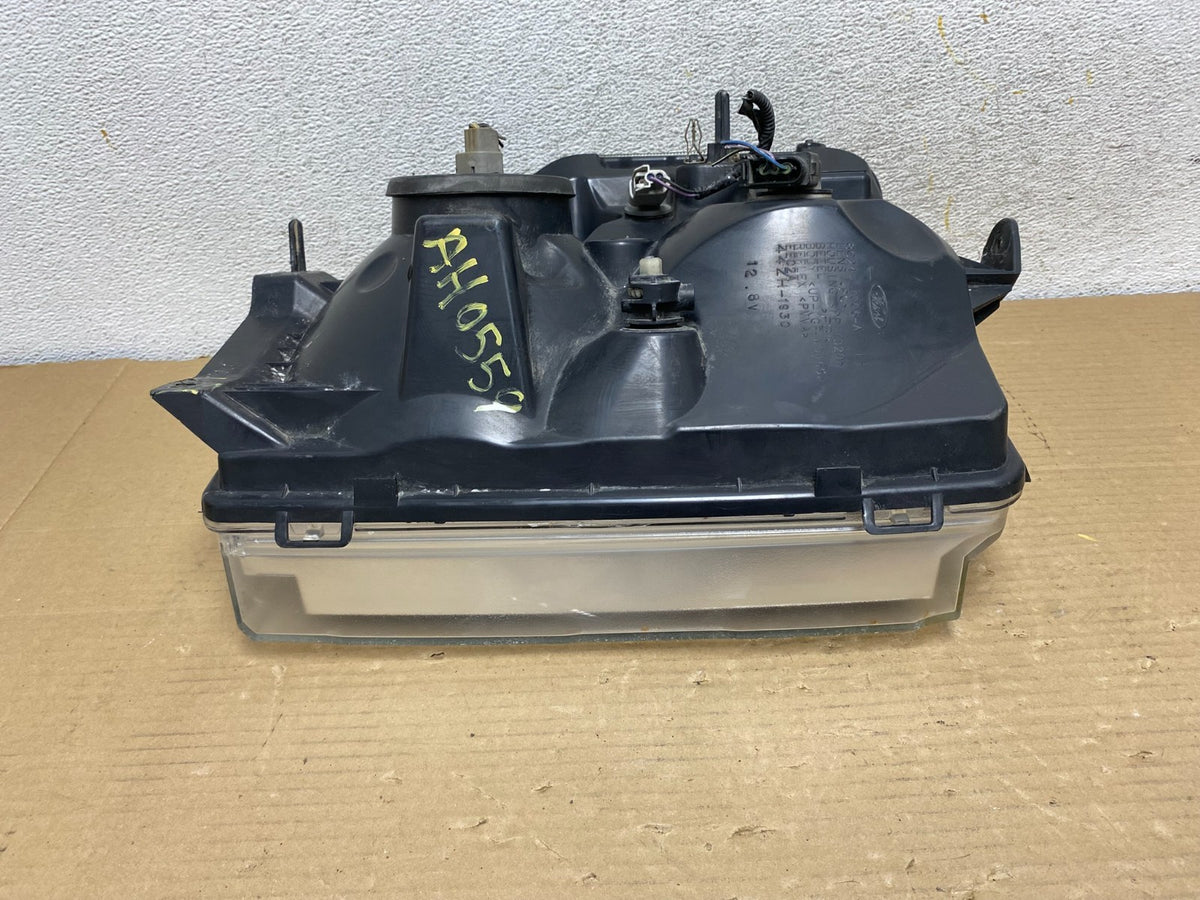 2008-2014 Ford Econoline E150 E250 E350 Left Driver LH Headlight AH0559 DW8