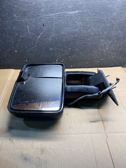 2003 - 2006 GMC Sierra Right Turn Signal Door Mirror AB04998