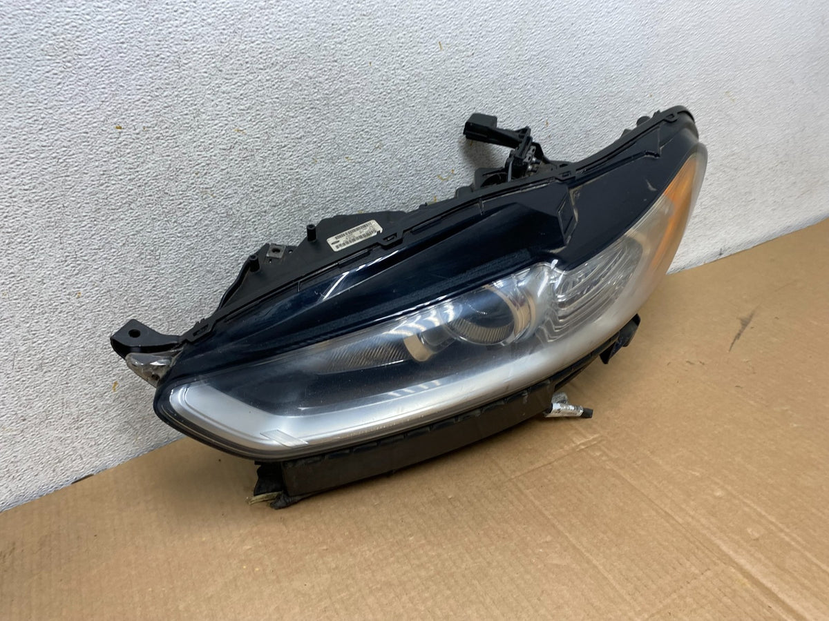 2013 to 2016 Ford Fusion Left Driver Lh Side Headlight AI6889 DW2