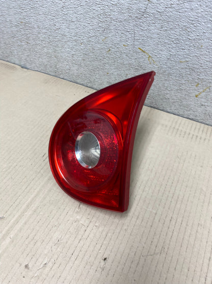 2006-2009 Volkswagen Golf Right Passenger Rh Tail Light Inner Trunk O3982 DW1