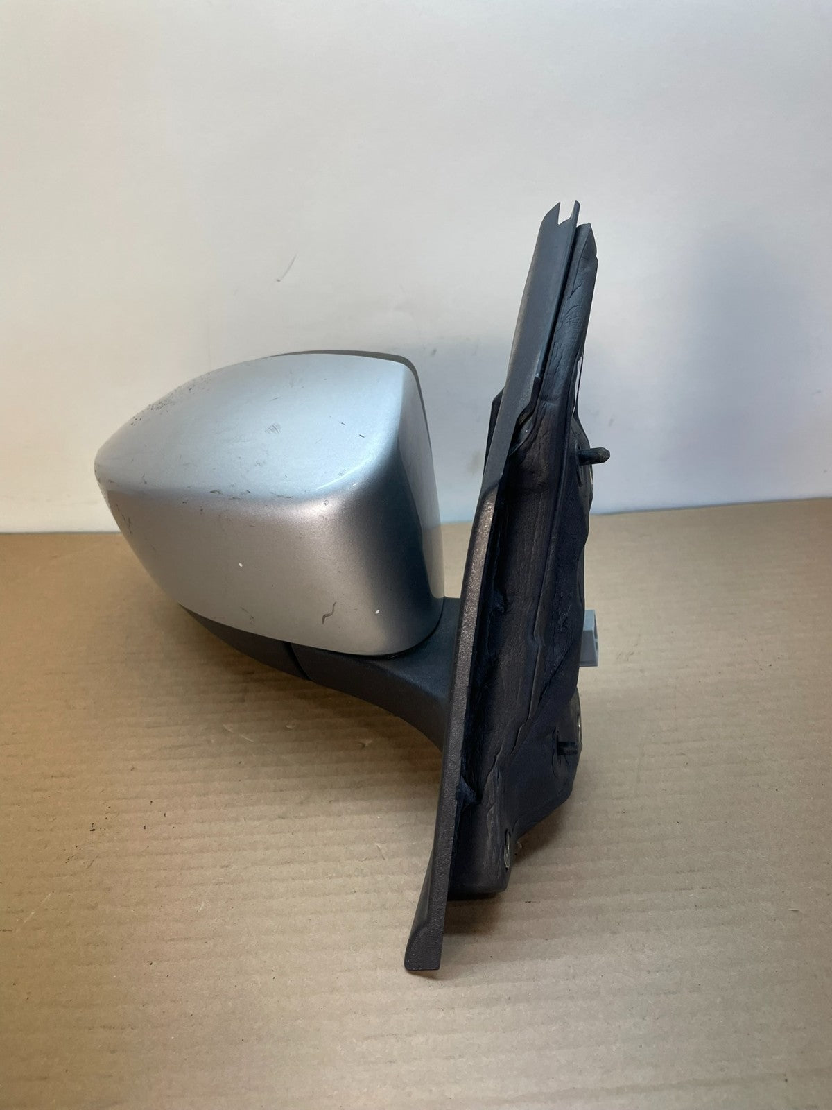 2013 - 2016 Ford Escape Right Passenger RH Power Door Mirror ah8642 DG1