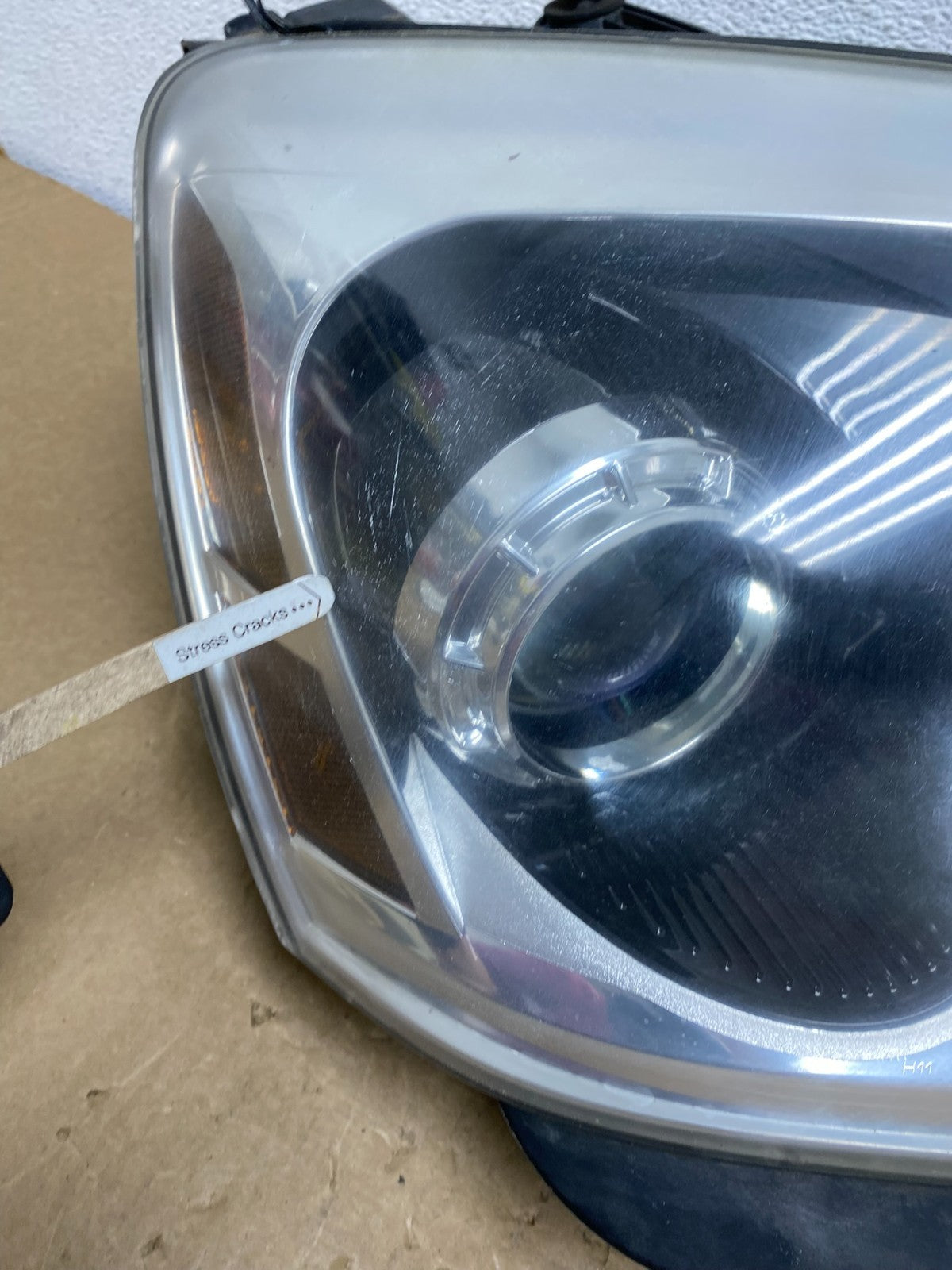 2007-2012 Gmc Acadia Halogen Headlight Right Passenger Side AF7439 DW4