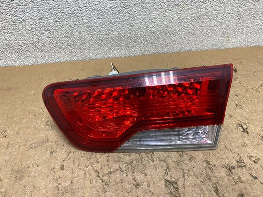 2010 to 2013 Kia Forte Koup Right Passenger RH Inner Tail Light OEM V8540 DW0