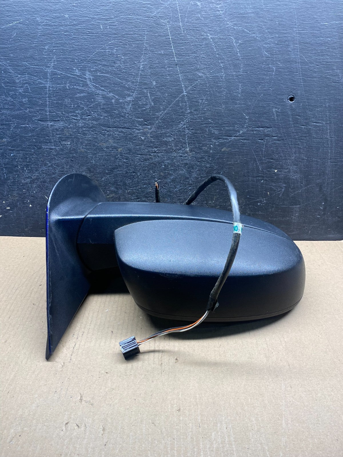 2007-2013 Chevrolet Tahoe Silverado Suburban Right Passenger Mirror AH3244 DG1