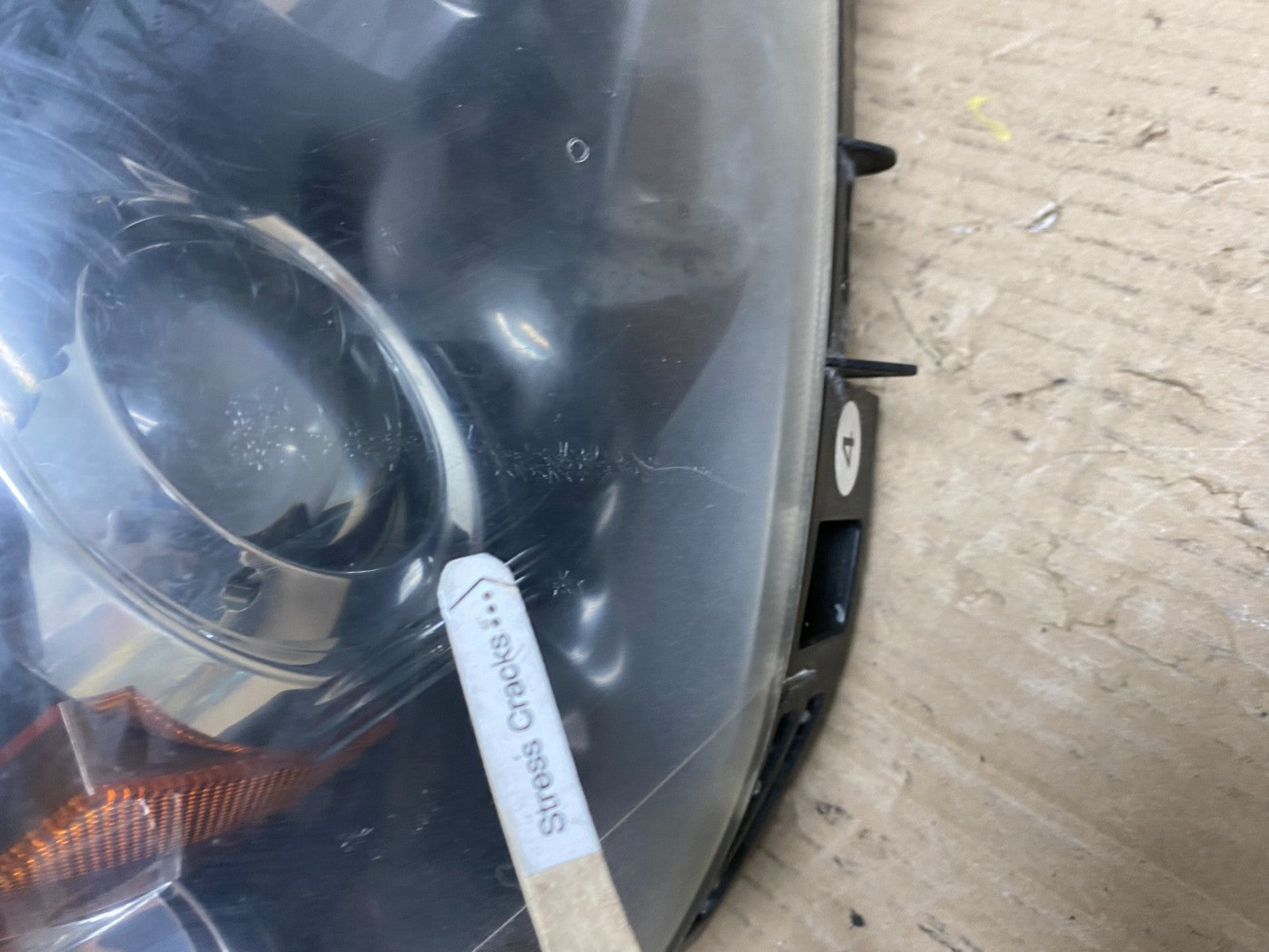XENON 2004 to 2009 Mazda 3 Sedan Right Passenger Rh Side Headlight AF5873 DW3