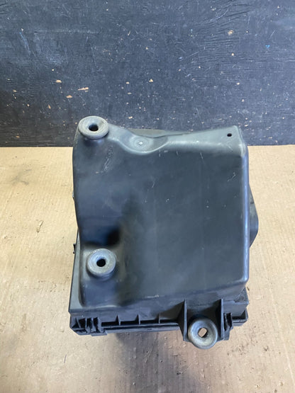 2011 to 2021 Dodge Durango 3.6L Air Filter Cleaner Box OEM Q5839 DG5