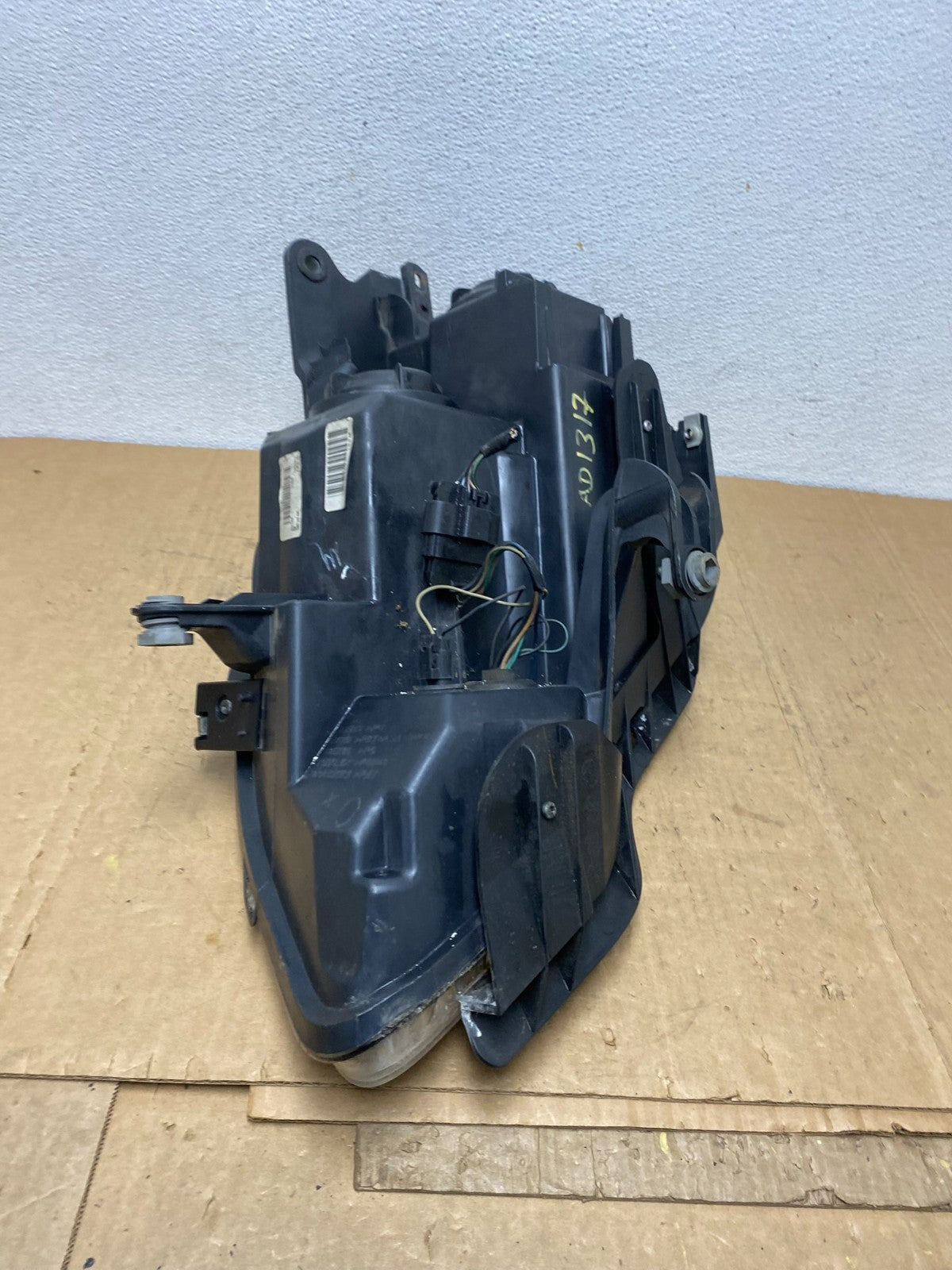 2007-2012 Gmc Acadia Halogen Headlight Right Passenger Side AD1317 DW9