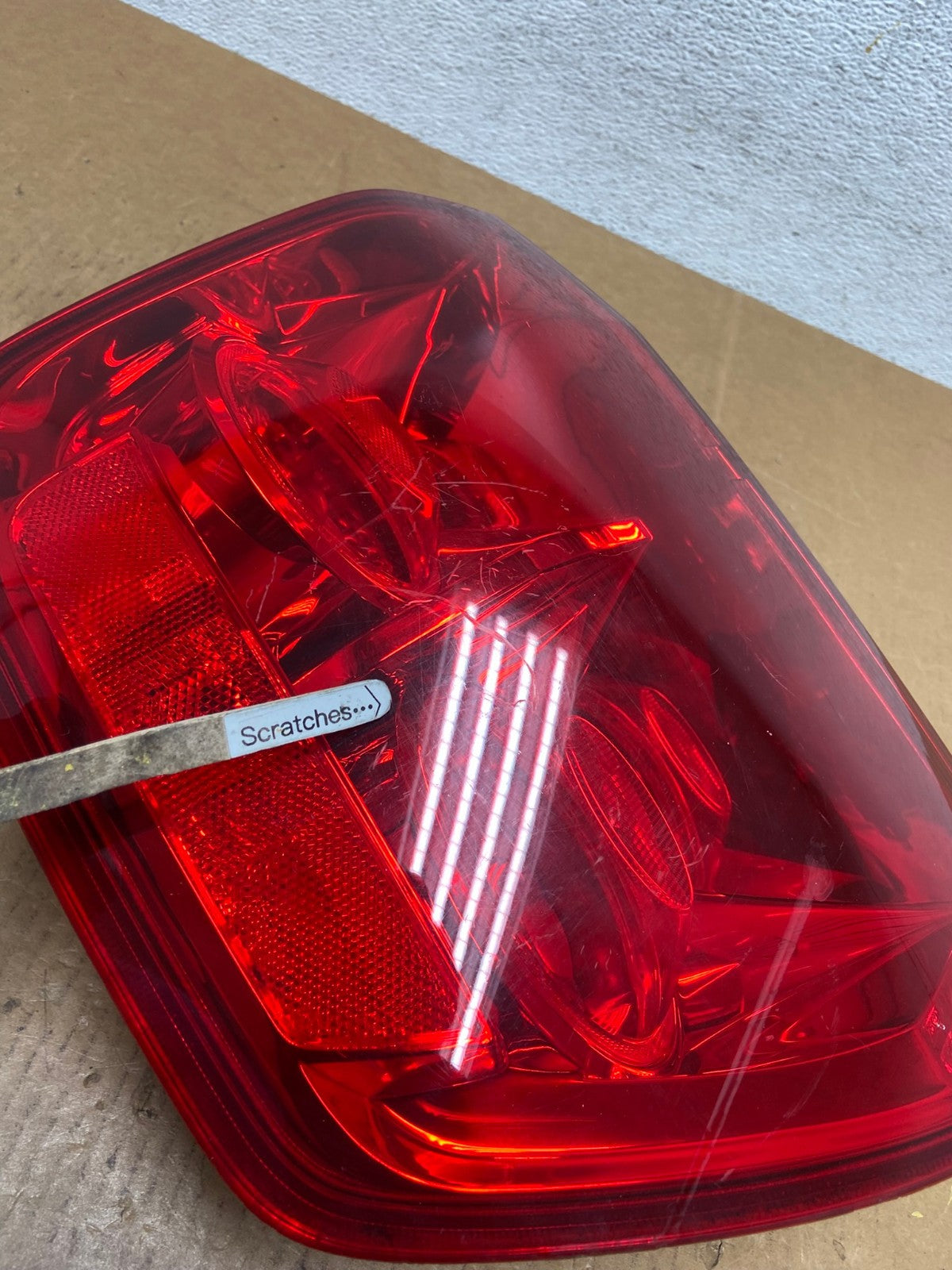 2003 2004 2005 Honda Pilot Left Driver LH Side Tail Light AE0488 LK3