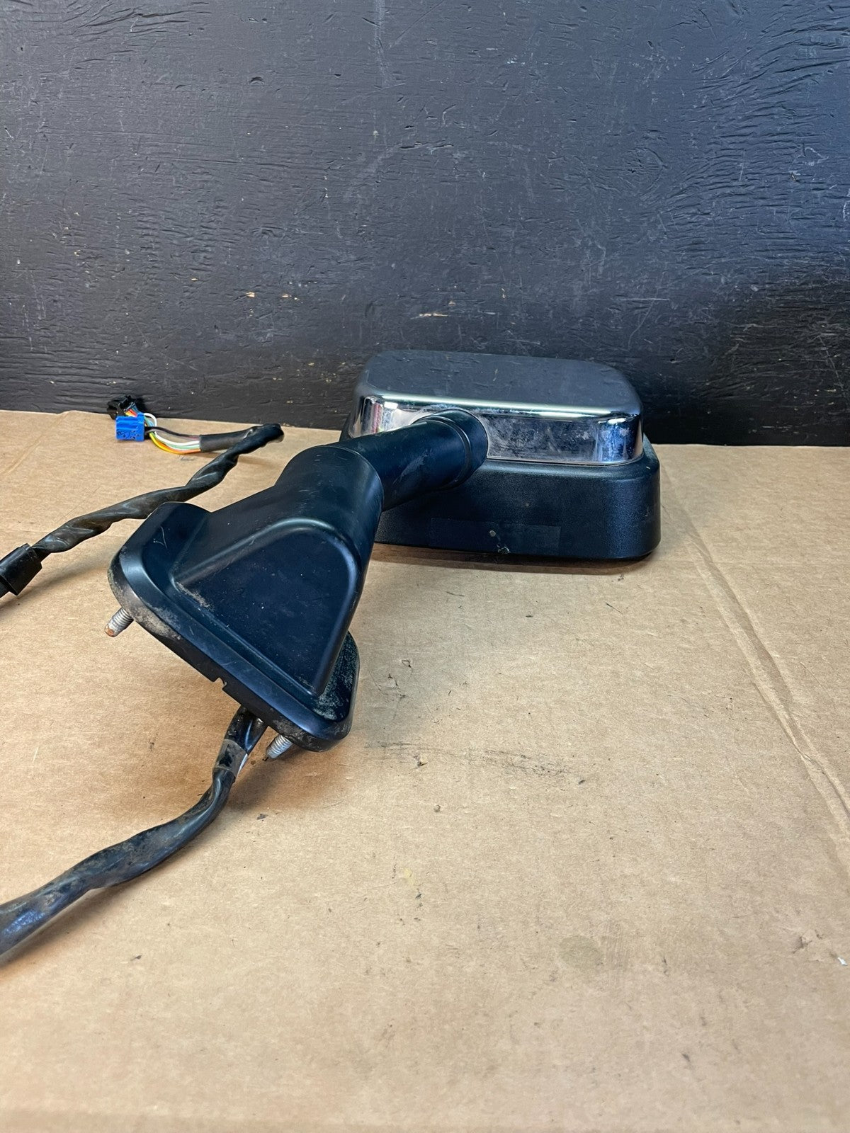 2003 to 2005 Hummer H2 Front Left Driver LH View Door Mirror ae0932 DG3