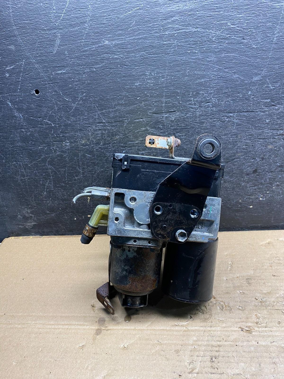 2004 - 2009 Toyota Prius ABS Brake Pump Anti Lock Module AI7483 DG2